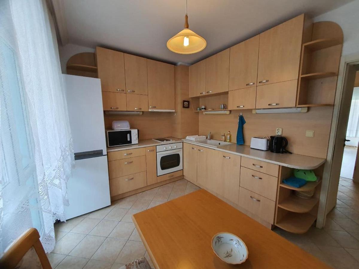 Апртамент Чайка Бл.17 Varna Exterior photo